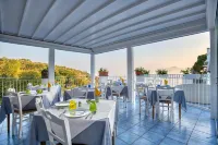 Boutique Hotel Helios - breakfast