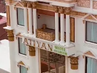 Atiyan Hotel Syariah 부키팅기 호텔