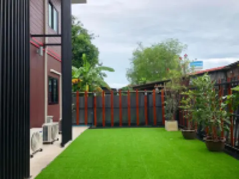 Thyme Xeriscape Hostel Hotels near Pakprak Rd