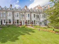 Wheatlands Lodge Hotel Отели рядом с достопримечательностью «Парк Нейвсмайр»
