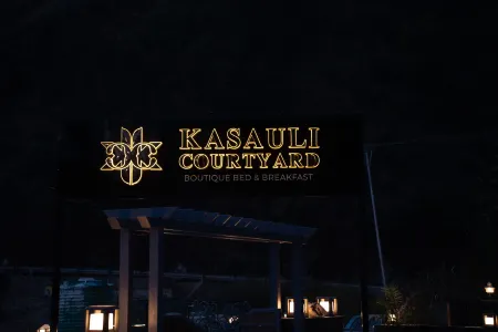 Kasauli Courtyard Отели в г. Касоли