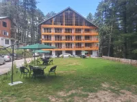 Hotel Pine Heritage Hotels in Patnitop