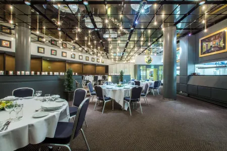 Radisson Blu Scandinavia Hotel, Oslo Отели рядом с достопримечательностью «Statue of Franklin D. Roosevelt»