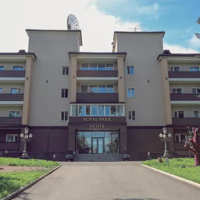 Royal Park Hotel Hotels near State Marine Conservation Area