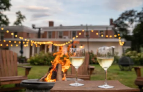 Cromwell Manor Inn