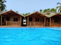 TP Beach Resort - Pools