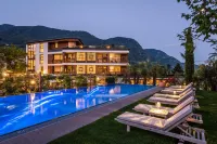 Hotel Ansitz Plantiz - Swimmingpools
