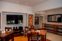 Balmoral Lodge - breakfast