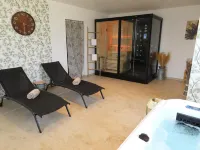 Le Foyer Celtique Hotels in Ploermel
