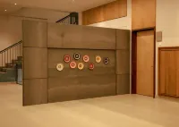 Hilux Courtyard - Parking