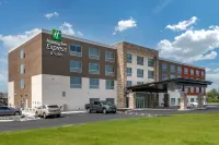 Holiday Inn Express & Suites LANCASTER - MOUNT JOY by IHG