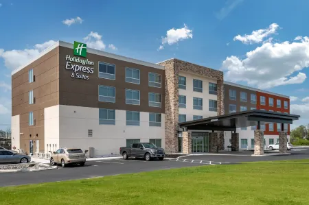 Holiday Inn Express & Suites LANCASTER - MOUNT JOY by IHG