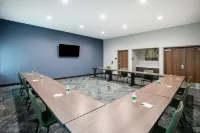 La Quinta Inn & Suites by Wyndham Chattanooga Downtown/South