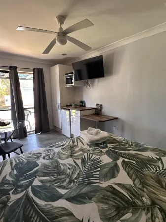 Narimba Motel