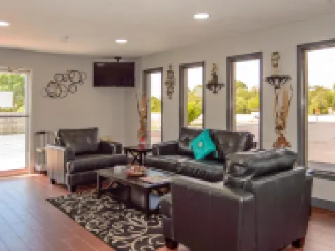 Super 8 by Wyndham Ardmore Hotels in Ardmore