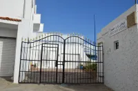 Riad Ras Lafaa Các khách sạn gần Cathedrale Portugaise