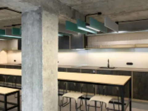 IZY STAY布拉迪斯拉發青年旅舍 布拉迪斯拉發1區酒店