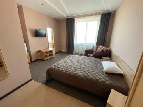 Granat Hotel 住宿飯店