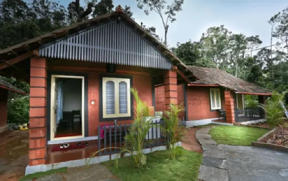 伊布尼斯普林斯酒店