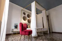 Scene Suites Apartments - Apartments