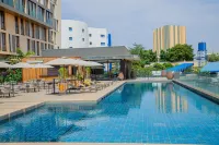 Noom Hotel Niamey - Pools