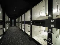 Leo YU Capsule Hotel Nishifunabashi Hotel a Funabashi