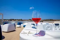 Sundeck Hotel
