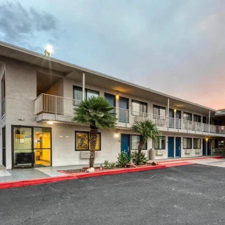 Motel 6 Nogales, AZ - Mariposa Road