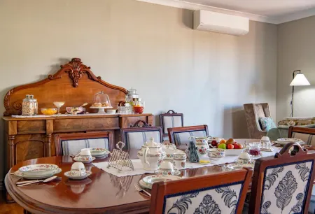 415 Marine Parade Отели рядом с достопримечательностью «Блафф Хилл Домейн»