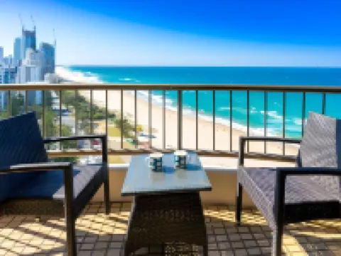 ブルバード ノース ホリデー アパートメンツ ブロードビーチのホテル