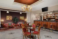 Red Royal by Undersun Hotel