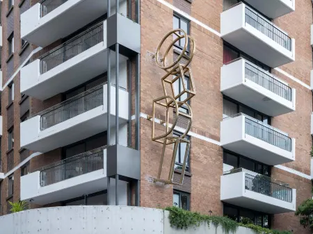 Adge Hotel & Residence Отели рядом с достопримечательностью «Парк Хармони»