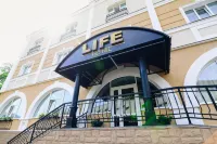 Life Hotel