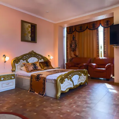 SM Royal by Stellar Hotels (СМ Роял)