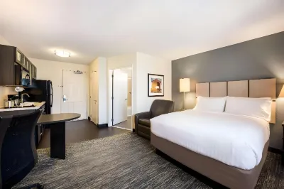 Sonesta Simply Suites Irvine East Foothill Hotels near Veterans Park