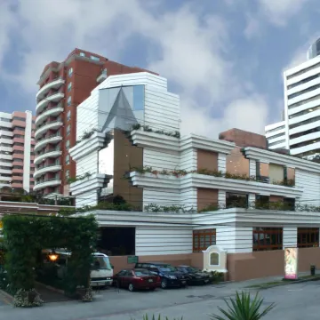 Best Western Plus Hotel Stofella Hotels near Plaza Cayala