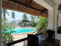 The Wild Orchid Resort - Moalboal - Beach