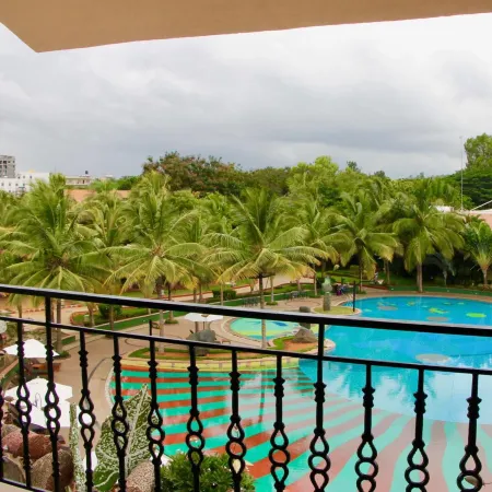 Silent Shores Resort & Spa