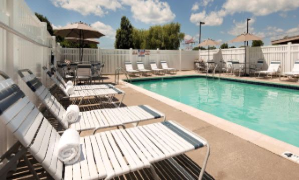 Best Western Hartford Hotel  Suites