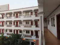 Golden Bakong Boutique - 2-Star