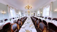 Vraa Slotshotel - Desayuno
