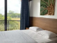 Villa Saung Wira Hotel di Kecamatan Beber