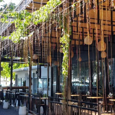 TT Naiyang Beach Phuket Отели рядом с достопримечательностью «Пляж Най Янг»