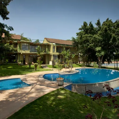 Waterwoods Lodge Kabini