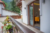 Expecto Apartments