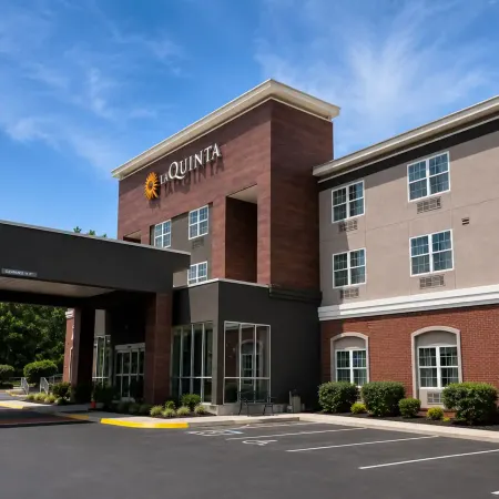 La Quinta Inn & Suites by Wyndham Knoxville West