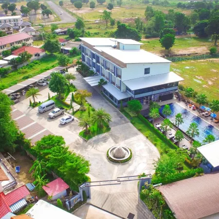Ray Hotel Buriram