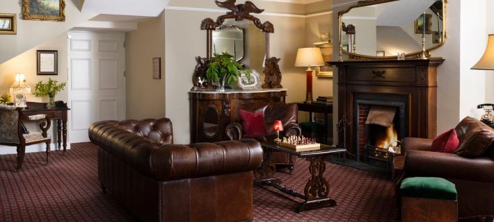 Earls Court House Hotels in Killarney