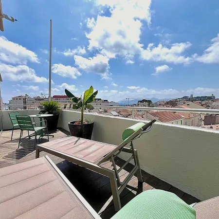 Hôtel Cannes Centre Univers
