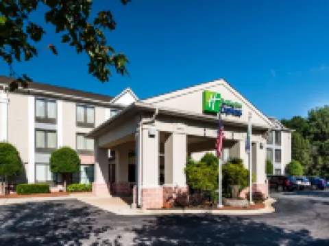 Holiday Inn Express & Suites CHARLOTTE ARPT-BELMONT by IHG Hotels in Gaston County